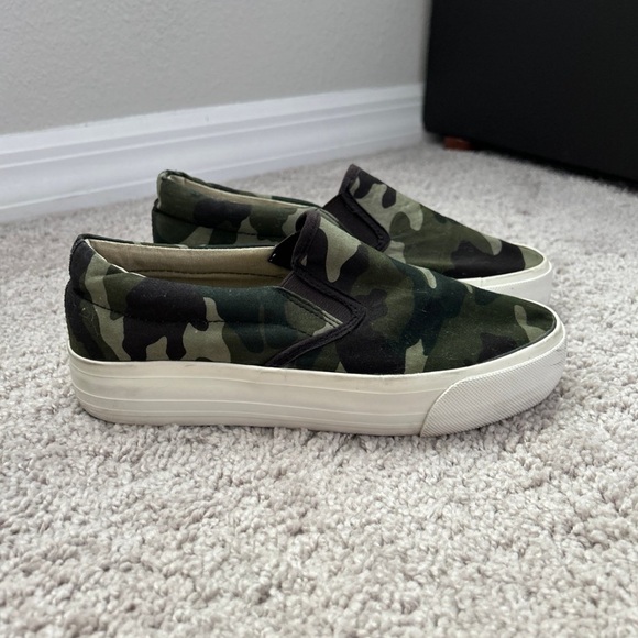 Restricted Camouflage Platform Slip-On Shoes - Picture 8 of 8